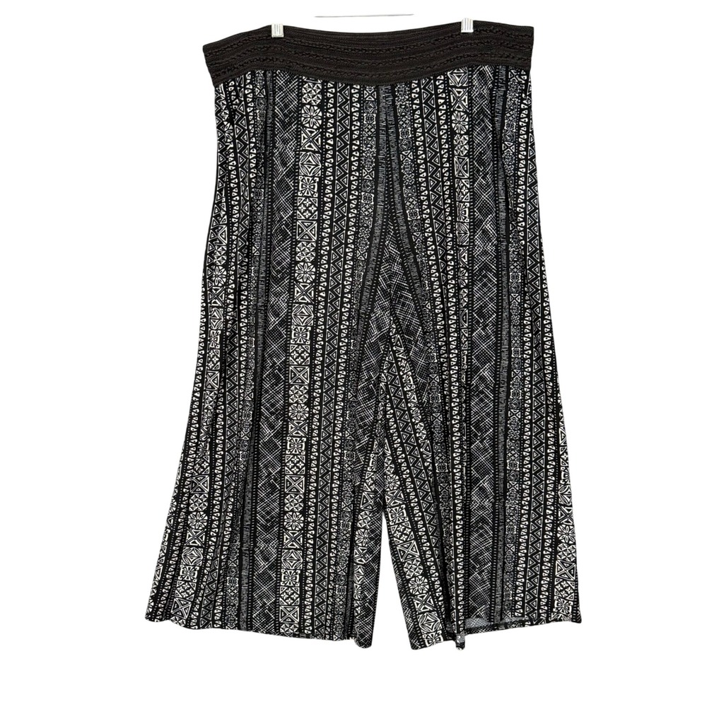 Fresh Laundry Wide Crop‎ Leg Pants Womens 2X Black White Geometric Crochet